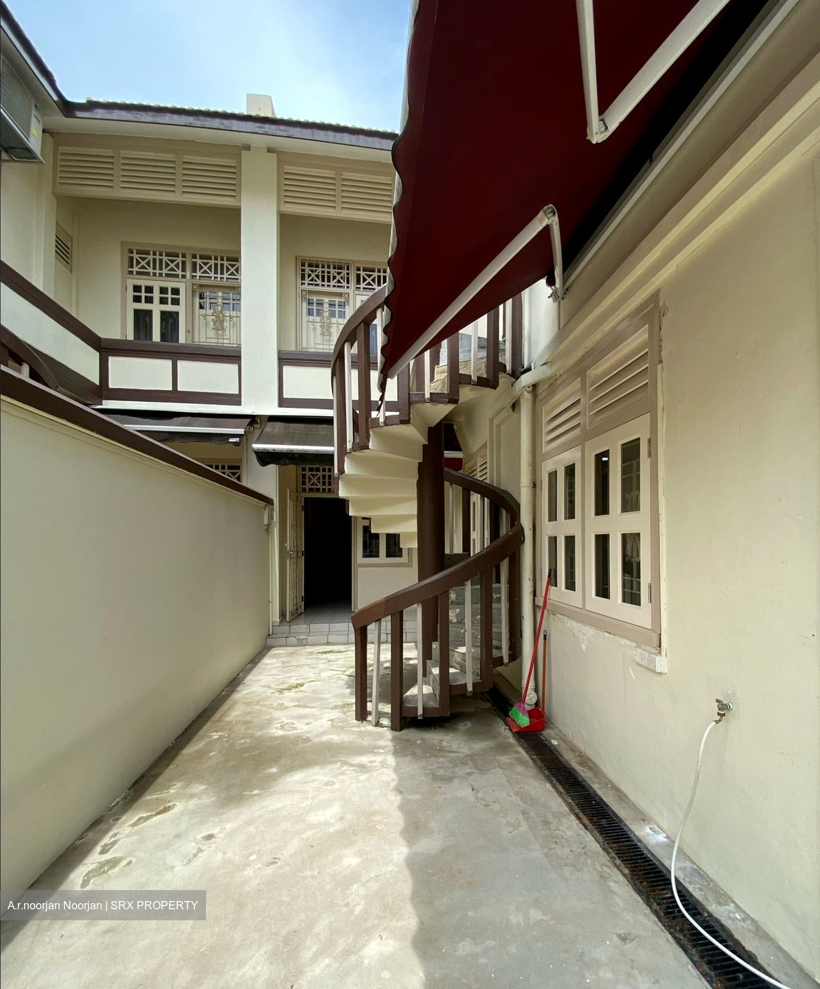 Townerville (D12), Terrace #504482361
